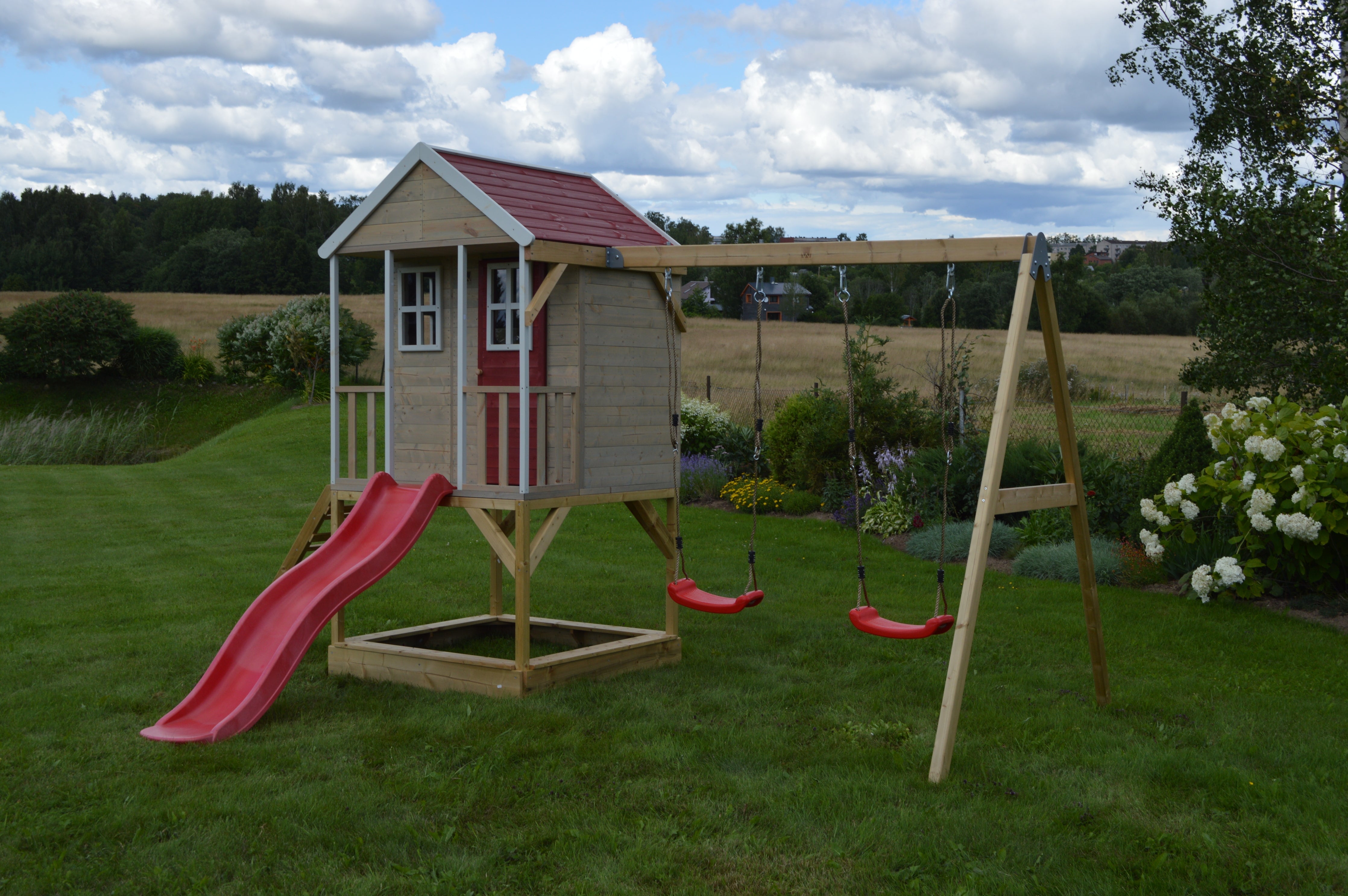 M30R-K Nordic Adventure House with Platform, Slide and Double Swing + Kitchen Attachment