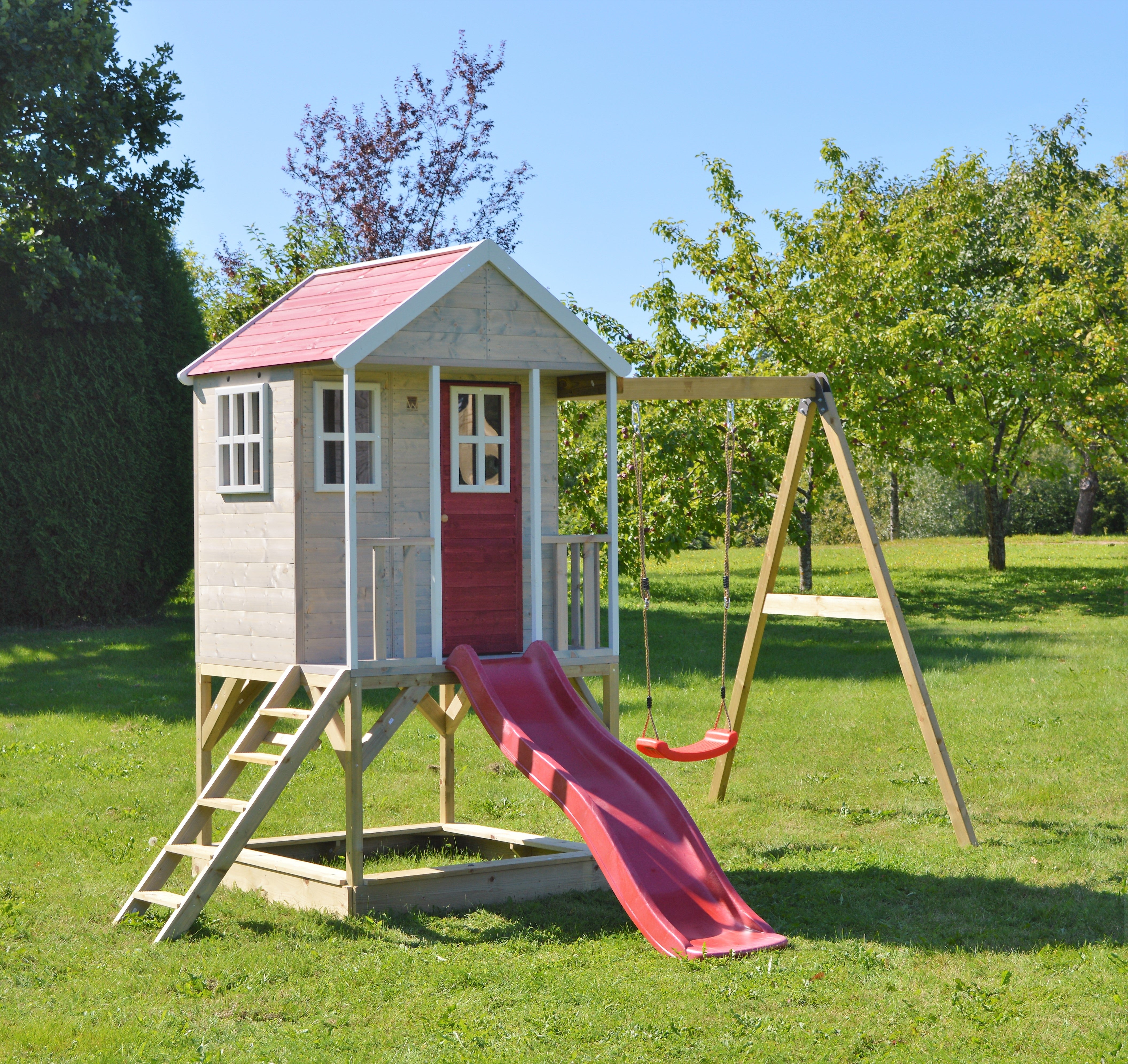 M10R-G Nordic Adventure House with Platform, Slide and Single Swing + Gym Attachment