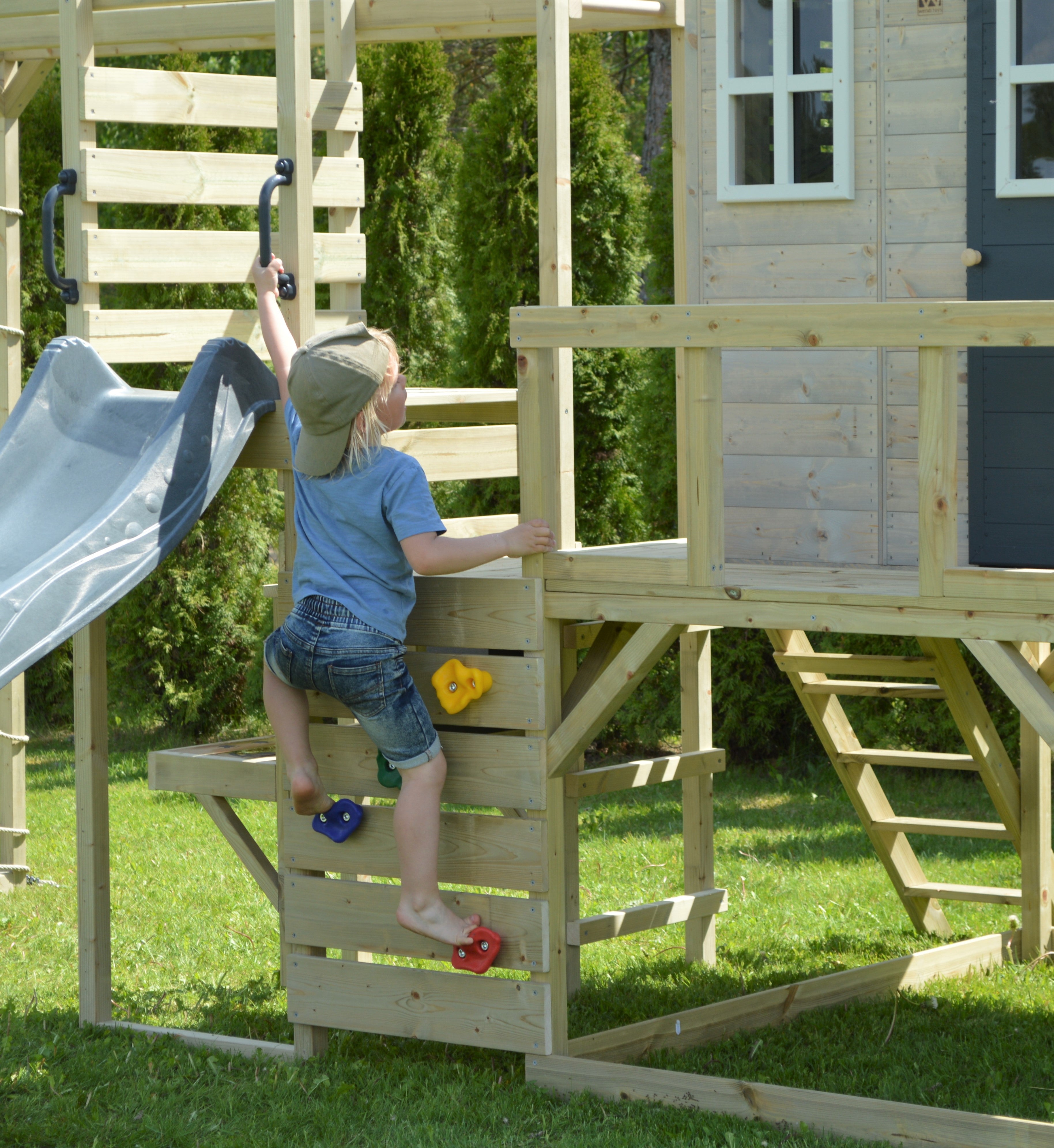 M24-GK My Lodge with Platform, Slide and Single Swing + Gym & Kitchen Attachment