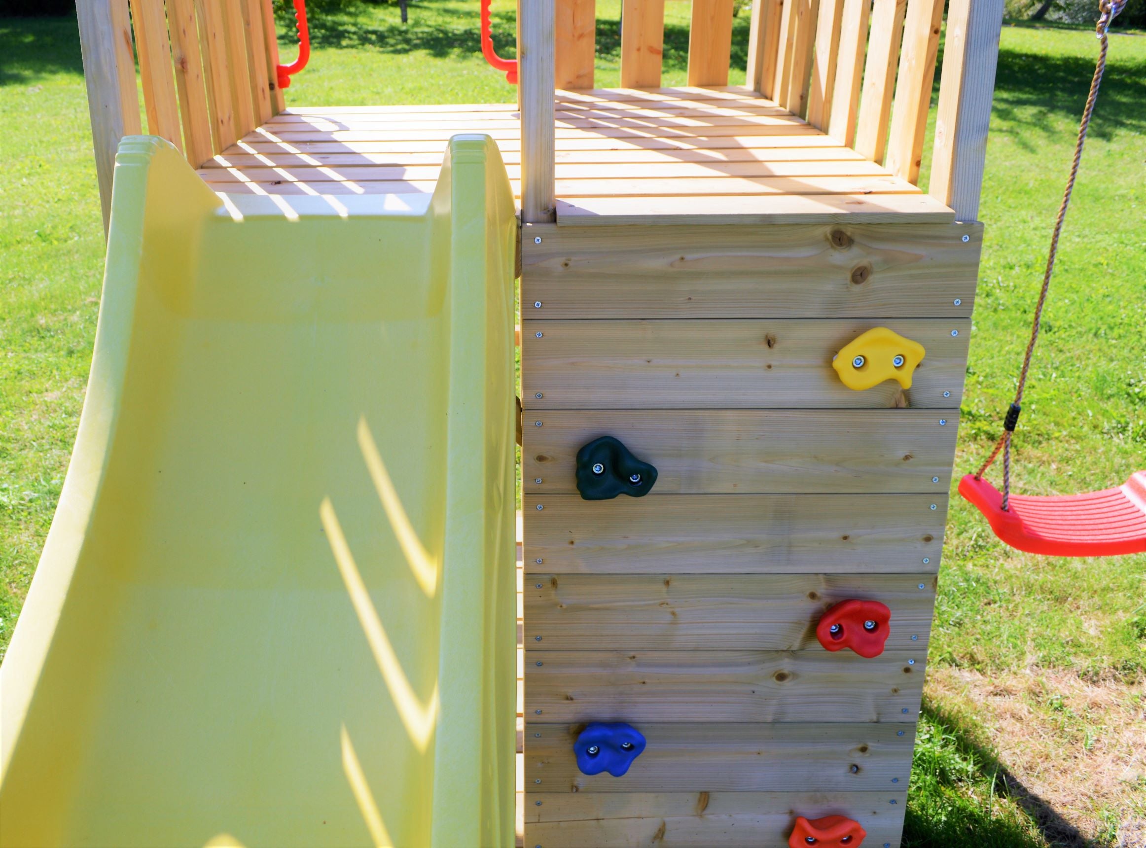 J7 Junior Play Tower with Slide, Sandpit, Picnick Bench and Single Swing