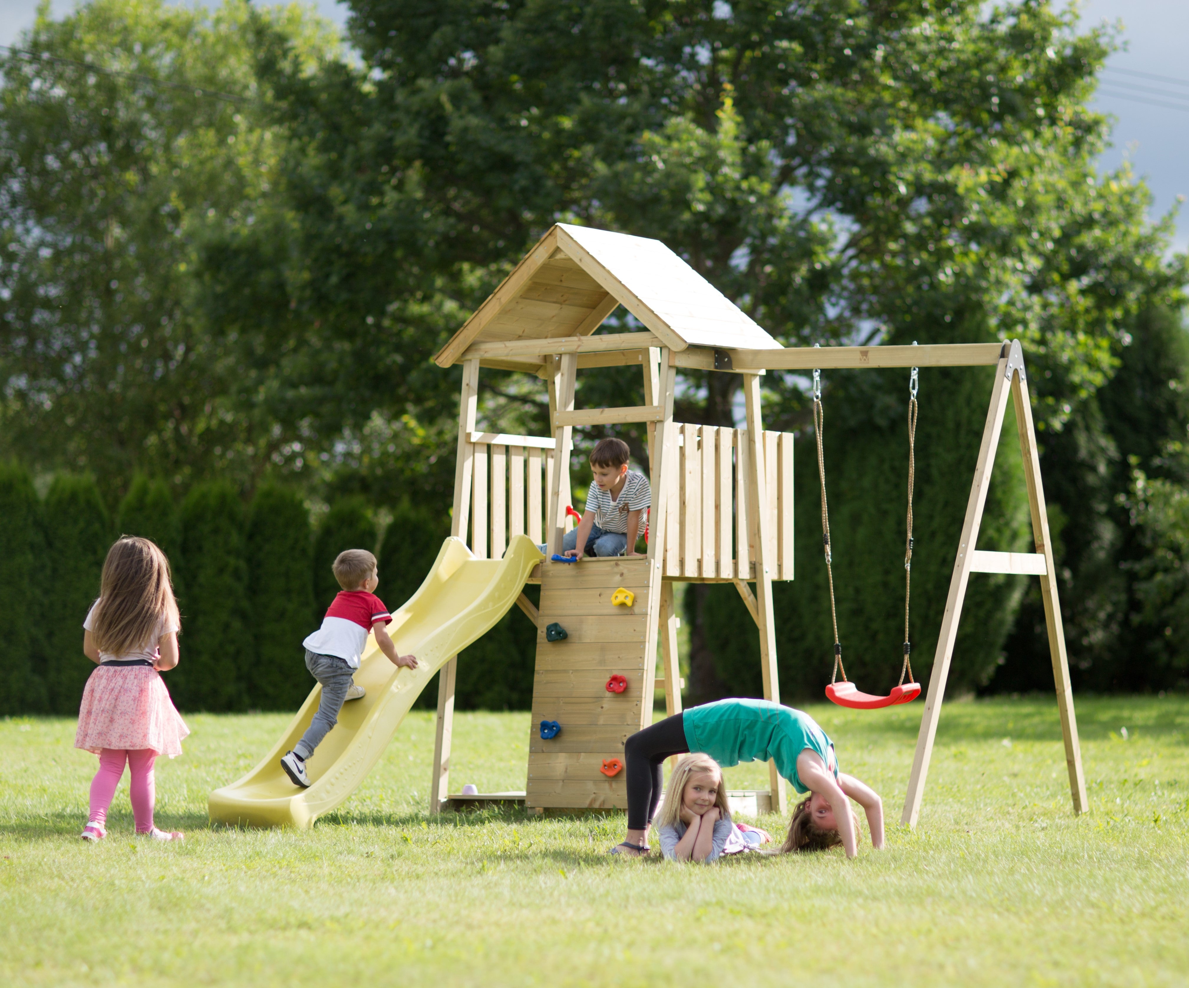 Wendi Toys J3 Junior Play Tower with Slide, Sandpit and Single Swing